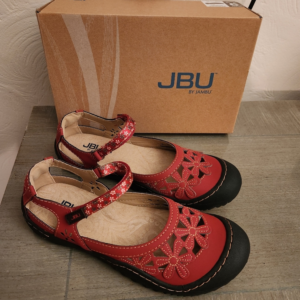 NIB - JBU Wildflower Women's Shoes - Size 9